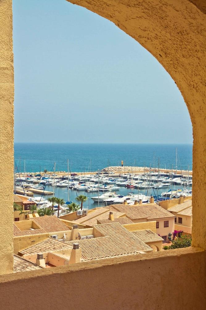 Pierre & Vacances Altea Port Exterior photo